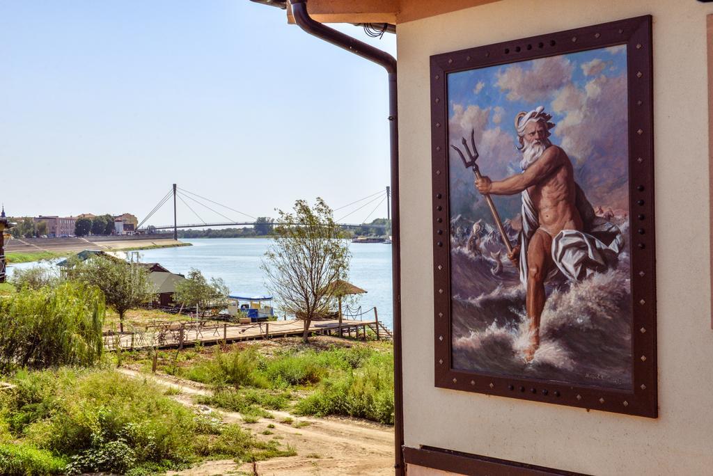 B&B Posejdon Sremska Mitrovica Esterno foto